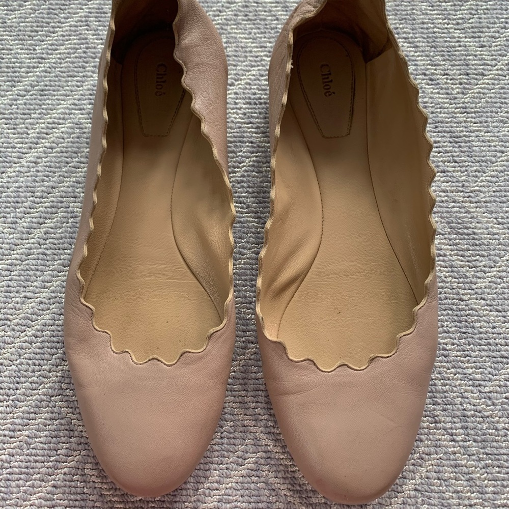 Chloe Lauren Scallop Flat sz 39.5